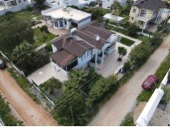 Yeşiltepe Satılık Villa 4+1