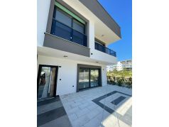 Hisar mah.3+1 yeni Villa