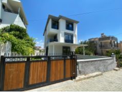 Yeşilkent satılık Villa